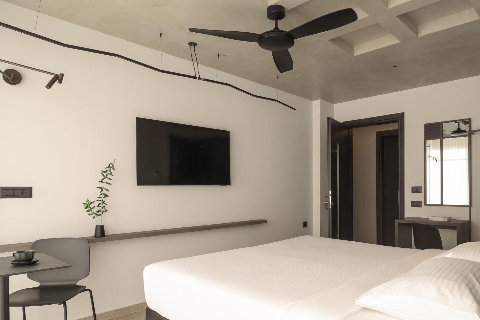 Pleiades Urban Stay By Semavί Heraklion  Luaran gambar