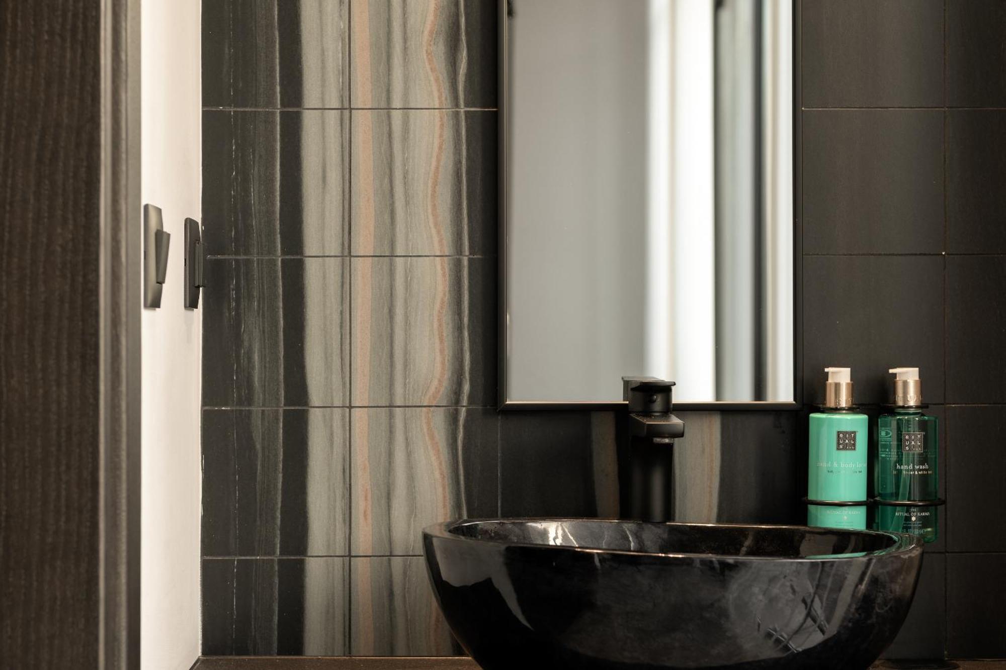 Pleiades Urban Stay By Semavί Heraklion  Luaran gambar
